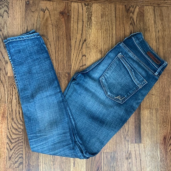 Express Mid-Rise Denim Legging - Picture 2 of 3